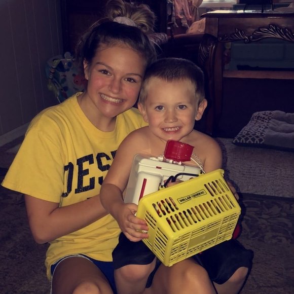 Meet your Posher, Ginney - Picture 1 of 1